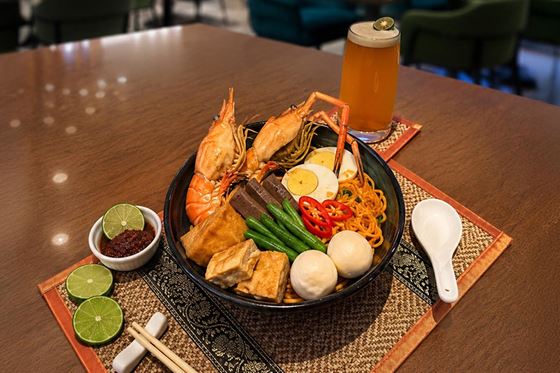 60th Anniversary - Curry Mee Udang Galah - Amari Kuala Lumpur